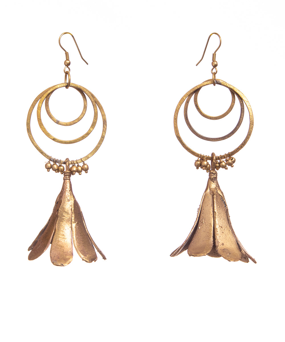 Golden floral clustur dhokra brass earring