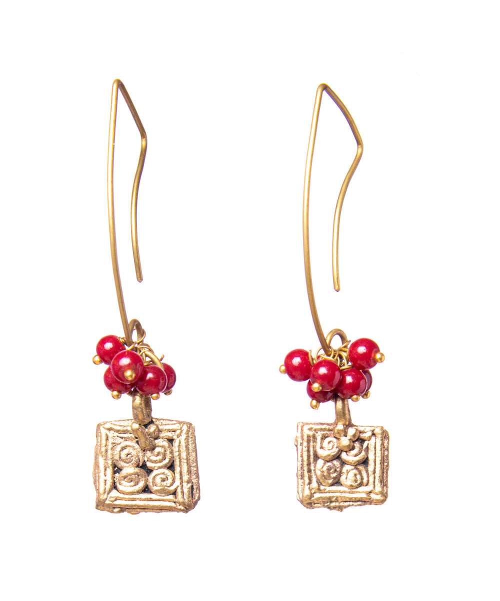 Red and golden square dangle gold earrings