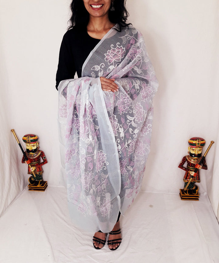Light grey lahariya kota doria embroidery dupatta