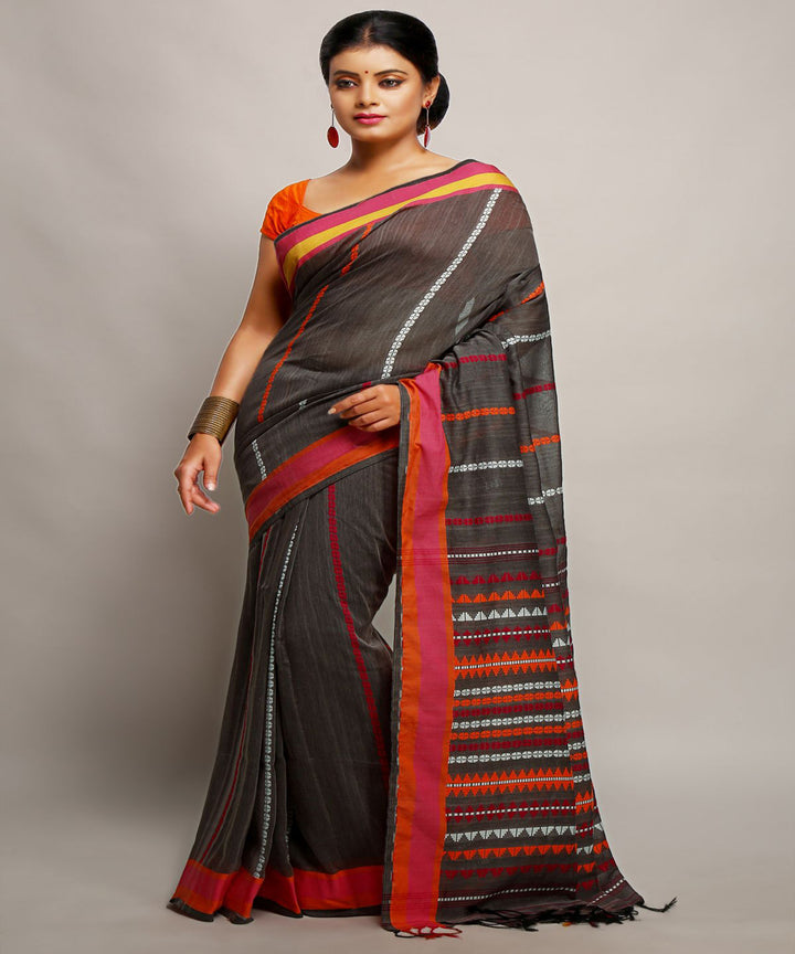 Grey red handwoven begumpuri cotton bengal saree
