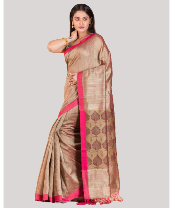 Beige and red handwoven bengal matka silk saree