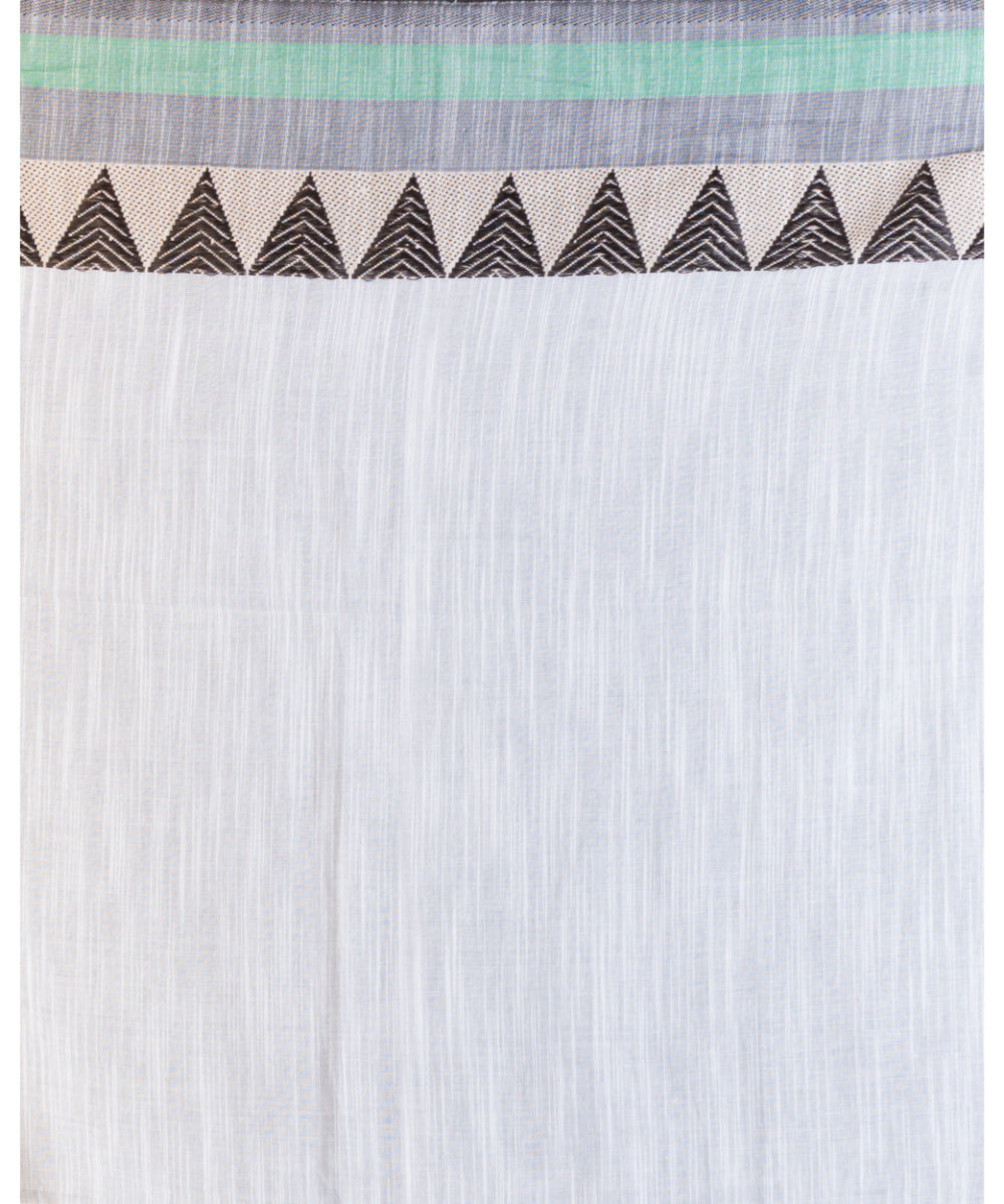 White and grey handwoven bengal cotton begumpuri saree