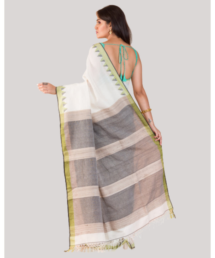 White grey handwoven bengal cotton saree