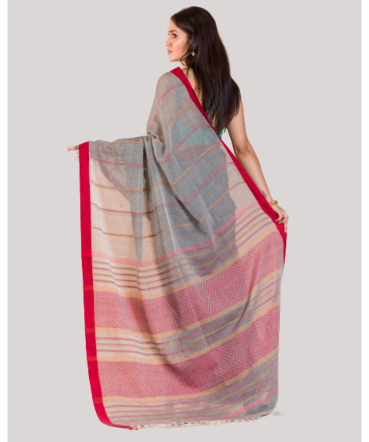 Grey red handwoven bengal cotton saree