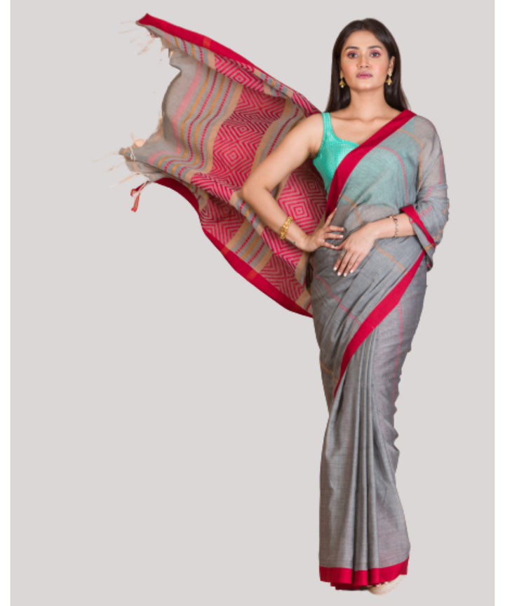 Grey red handwoven bengal cotton saree