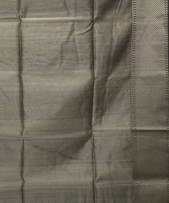 Black handloom silk cotton maheshwari saree