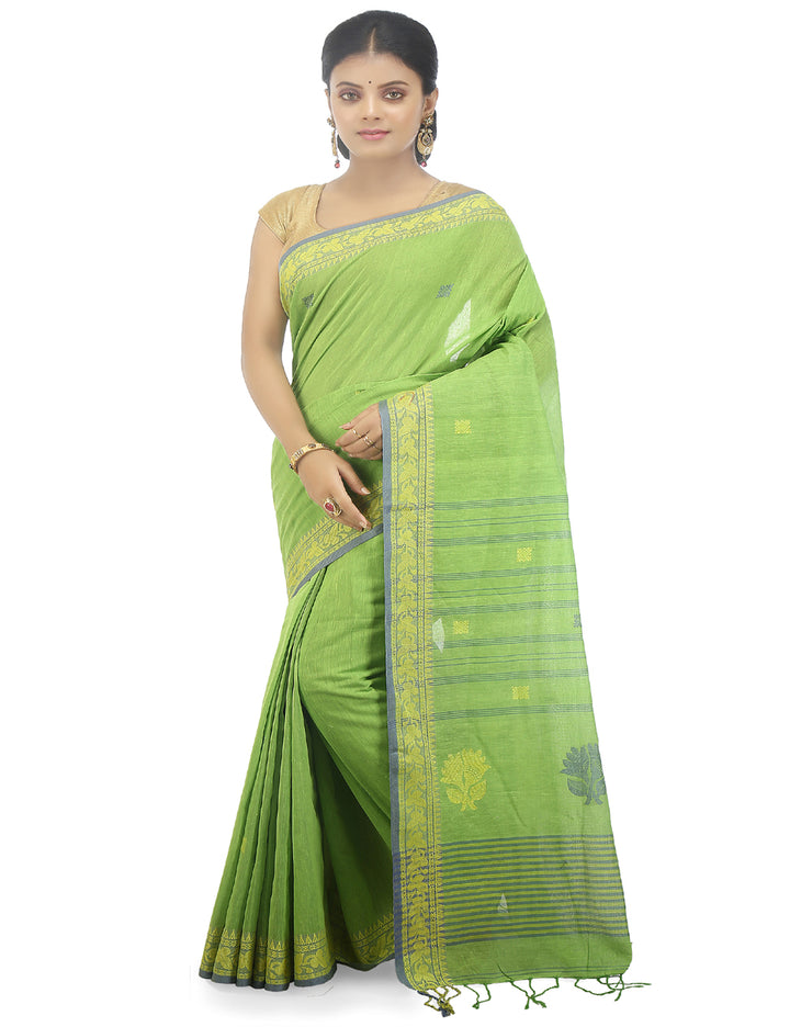 Pale green handwoven cotton bengal saree