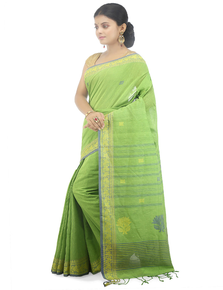 Pale green handwoven cotton bengal saree