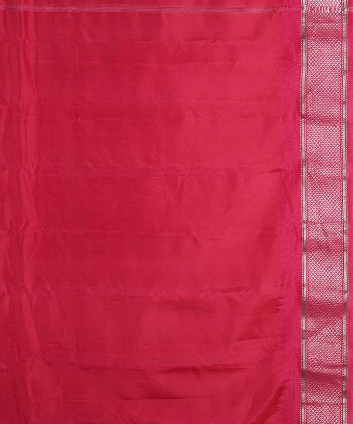 Dark green red handwoven gadwal silk saree