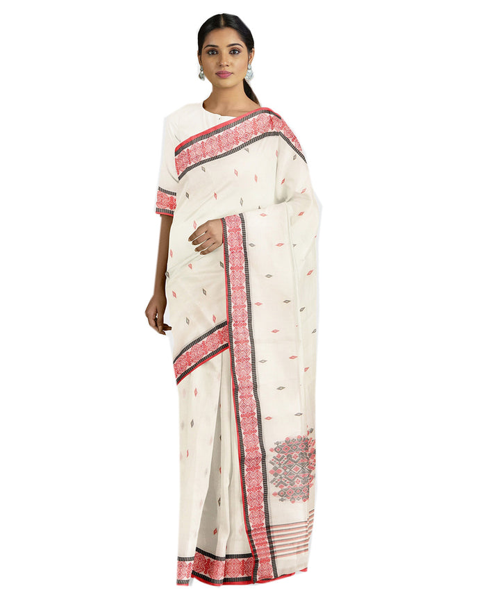 Tantuja off white handwoven shantipuri cotton sari