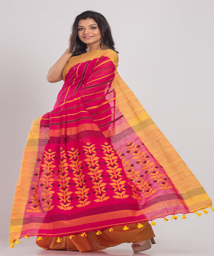 Red pink Handwoven Cotton bengal saree