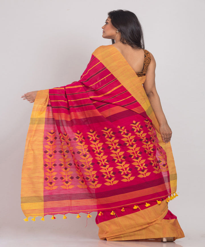 Red pink Handwoven Cotton bengal saree