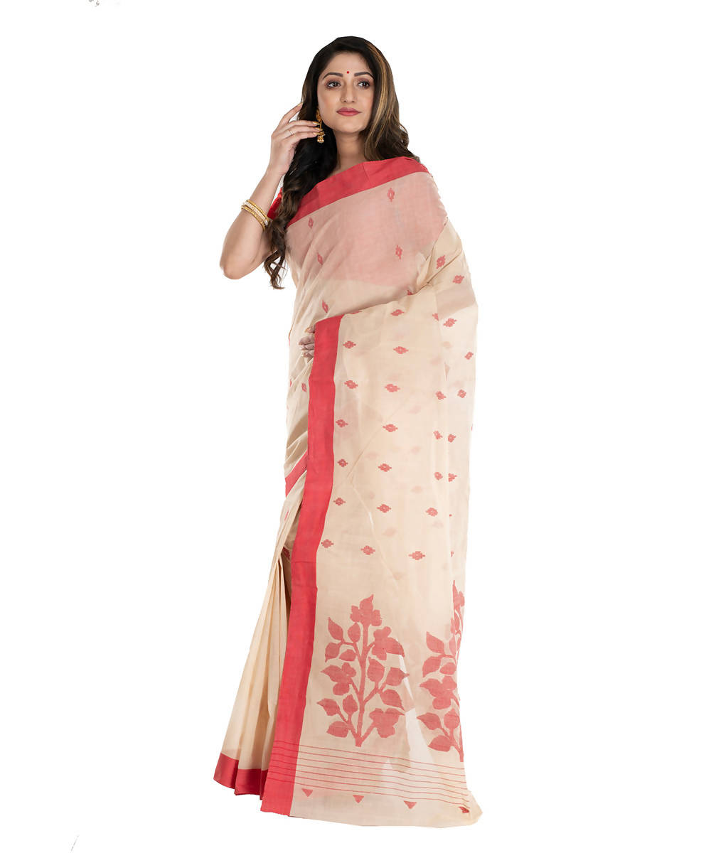 Red offwhite handwoven cotton bengal saree