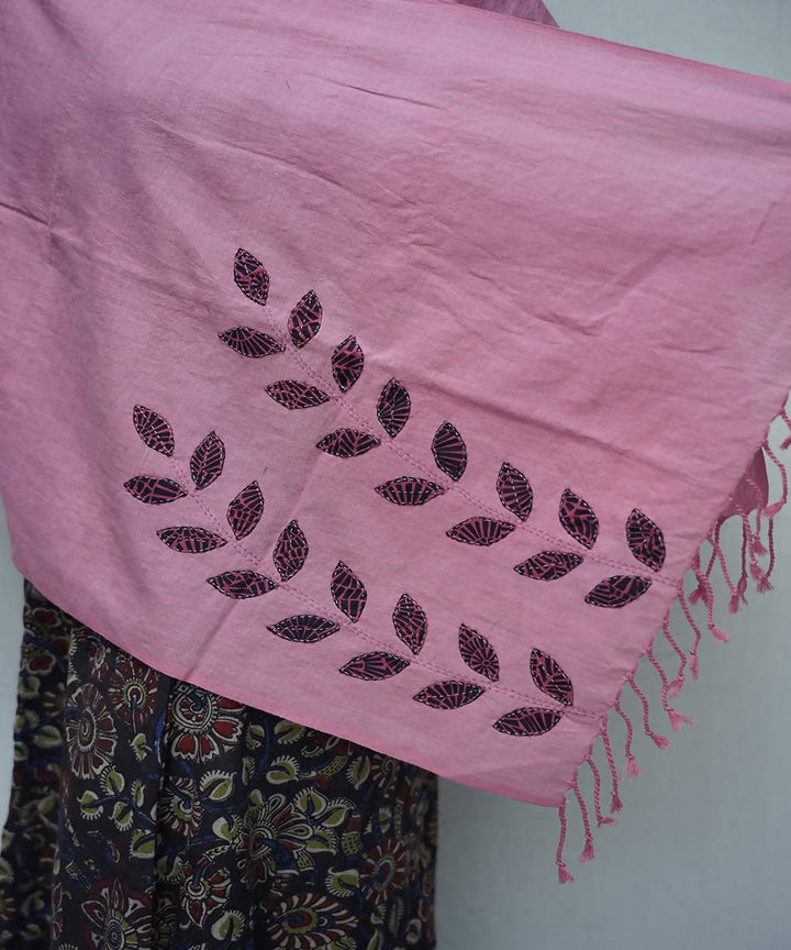 Pink with hand crafted leaf motif cotton stole