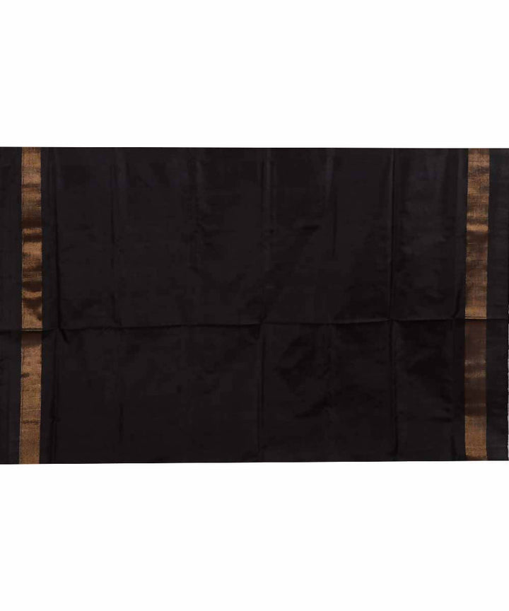 Off white hanwoven silk ikat pochampally saree