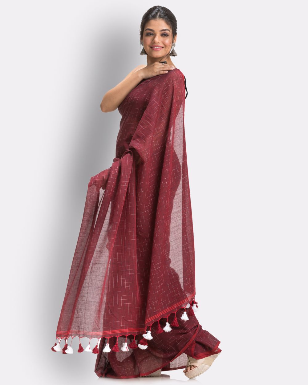 Maroon handwoven mul cotton bengal saree