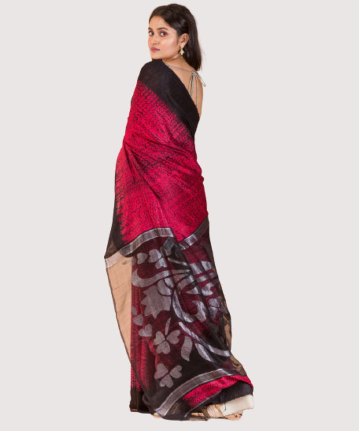 Red black handwoven bengal matka silk jamdani saree