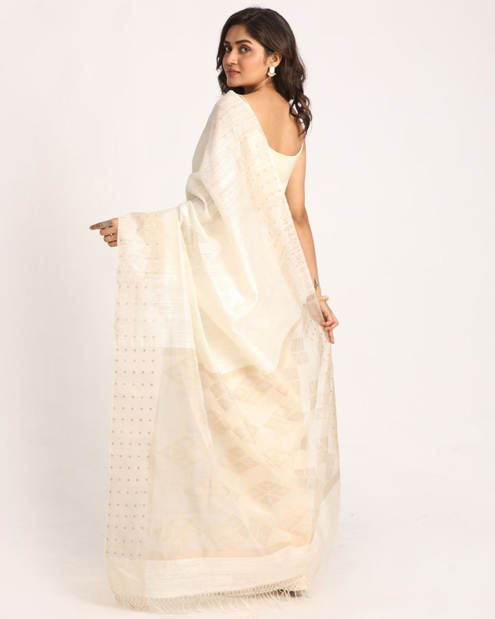 White handwoven resham and matka silk jamdani saree