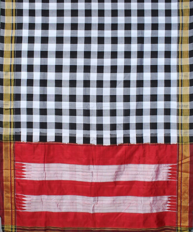 White black checks handwoven chikki paras border ilkal saree
