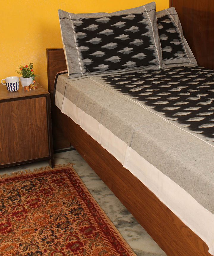 Black and grey cotton handwoven pochampally ikat bedsheet