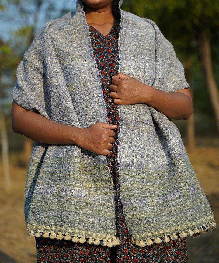Indigo white handspun handloom woolen stole