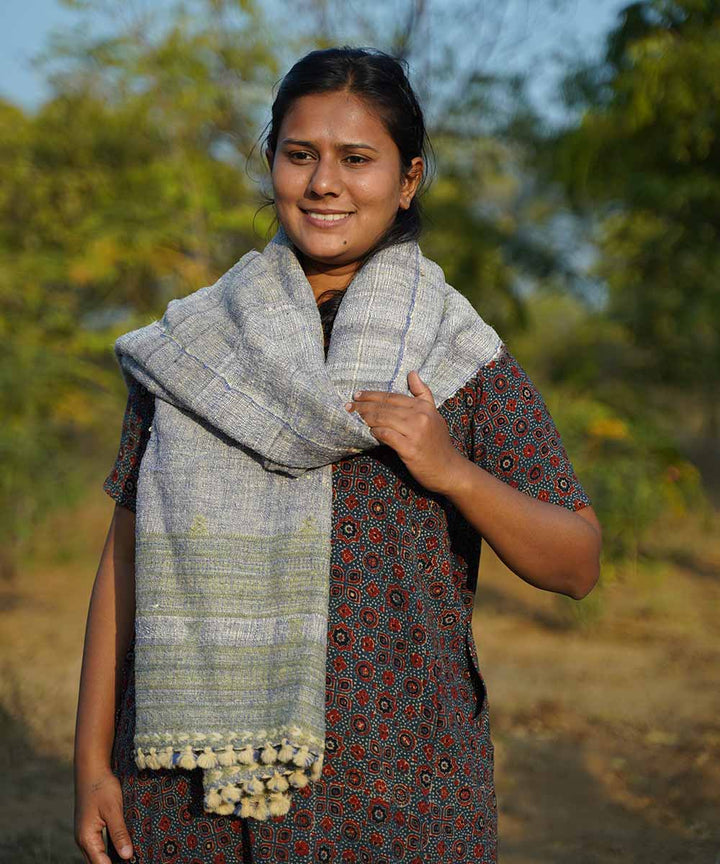 Indigo white handspun handloom woolen stole