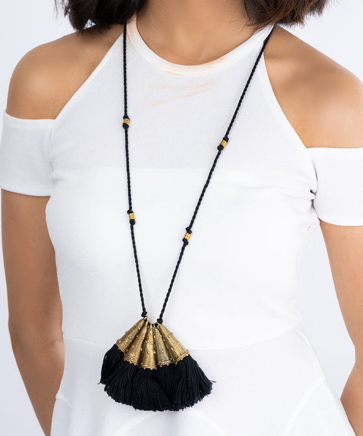 Black thread handmade five tassels pendant brass necklace