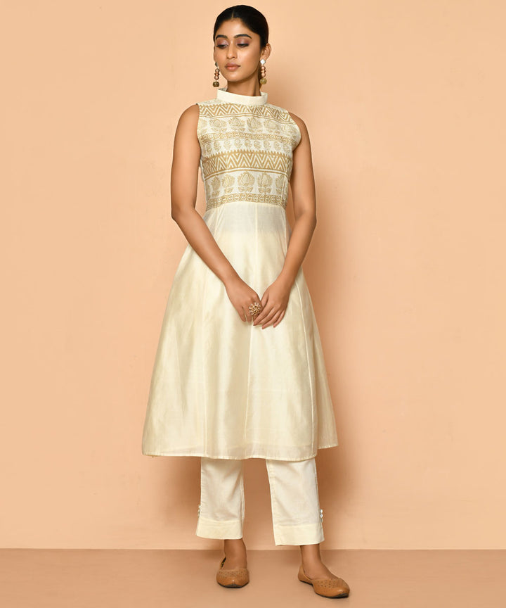 Ayoola halter neck handloom maheshwari cotton silk kurta and pant set