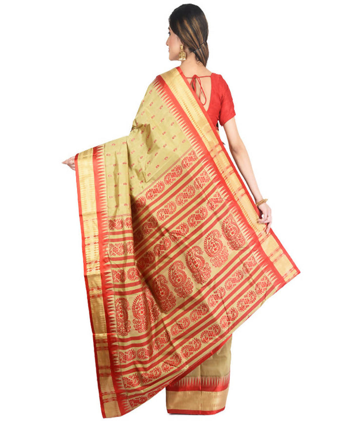 Green and red handloom garad silk saree