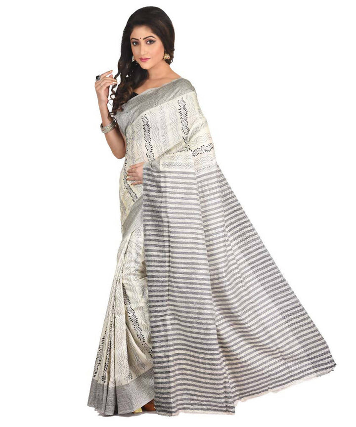 Grey exclusive bengal silk saree with hand embroidery work