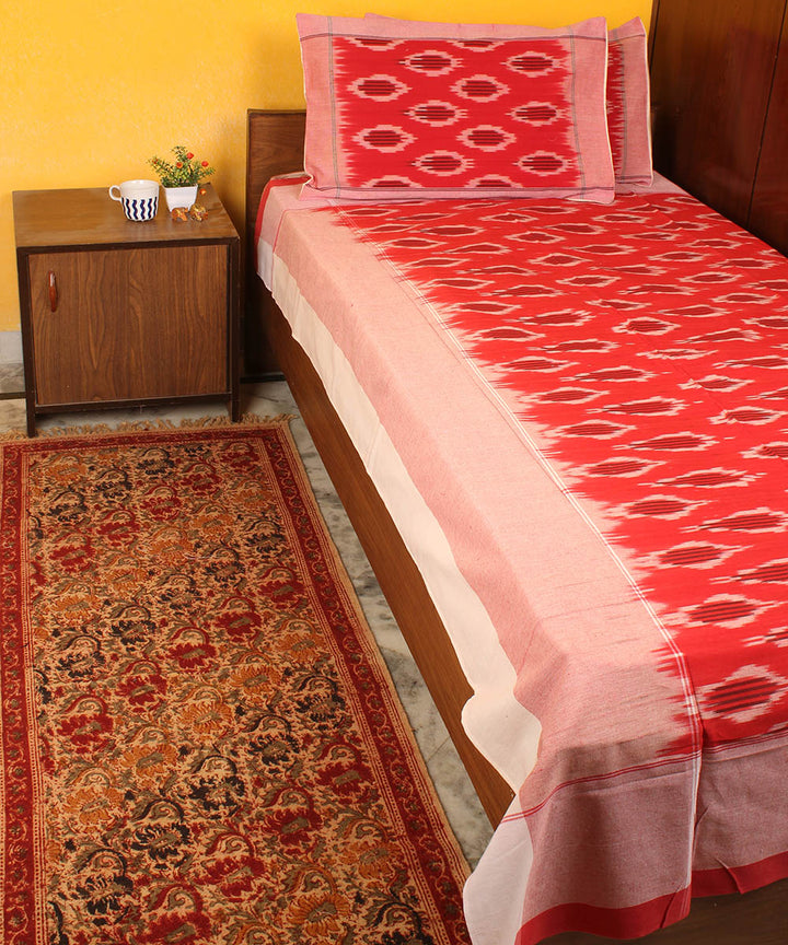Red cotton handwoven pochampally ikat bedsheet