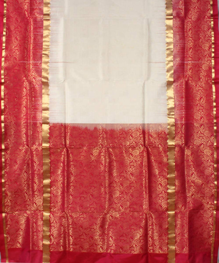 white red karnataka handwoven silk saree