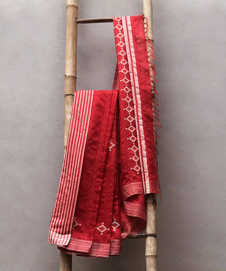 Maroon white handwoven mulberry silk baavanbuti saree
