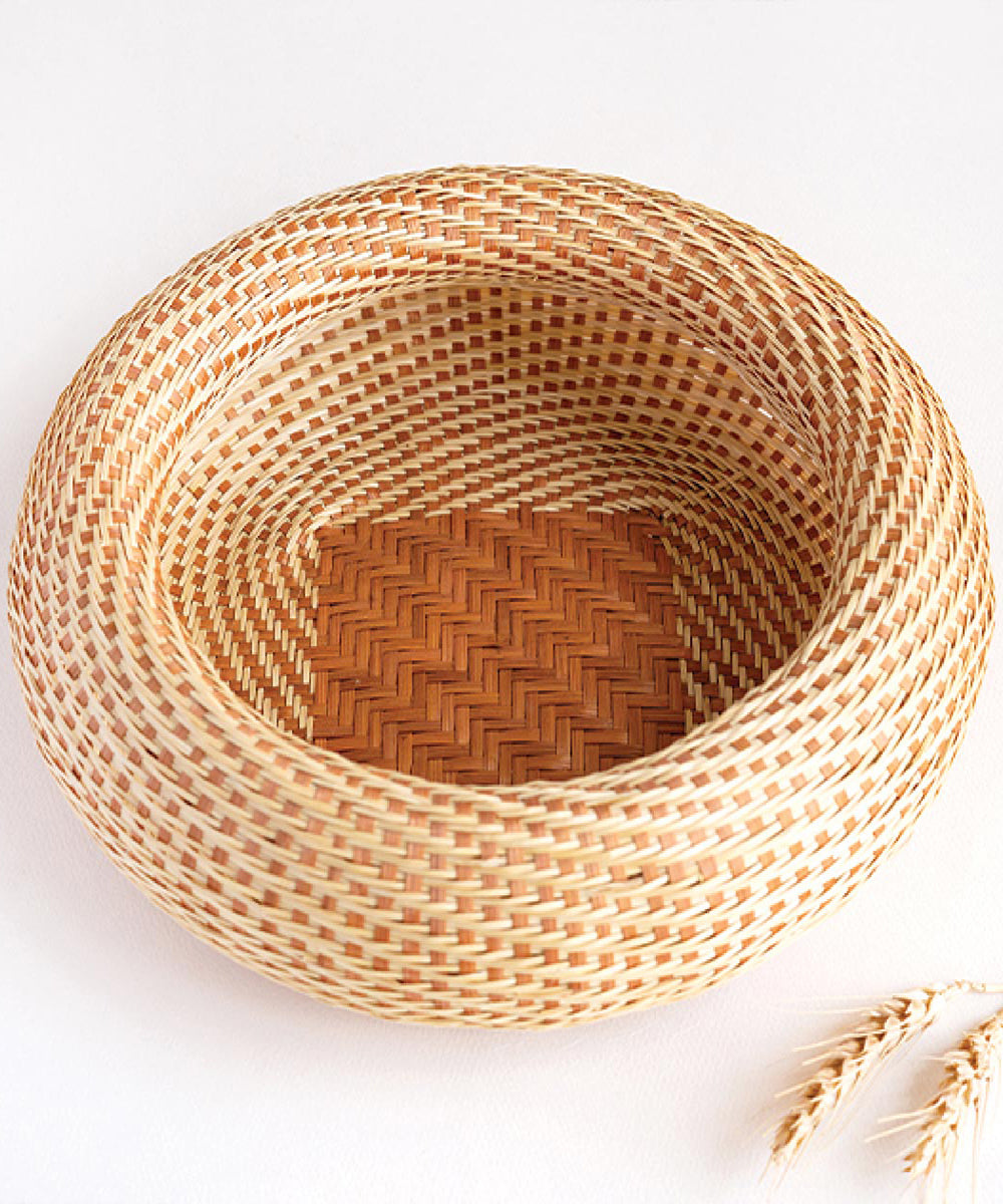 Handmade bamboo round bread basket