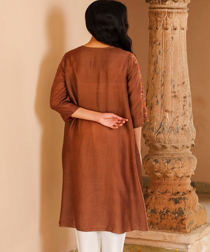 Rangsutra juhi brown kurta with crewel embroidered sleeves