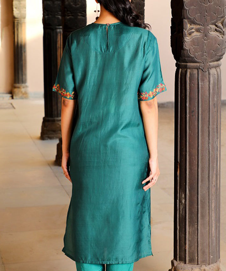 Rangsutra juhi teal kurta with crewel embroidery