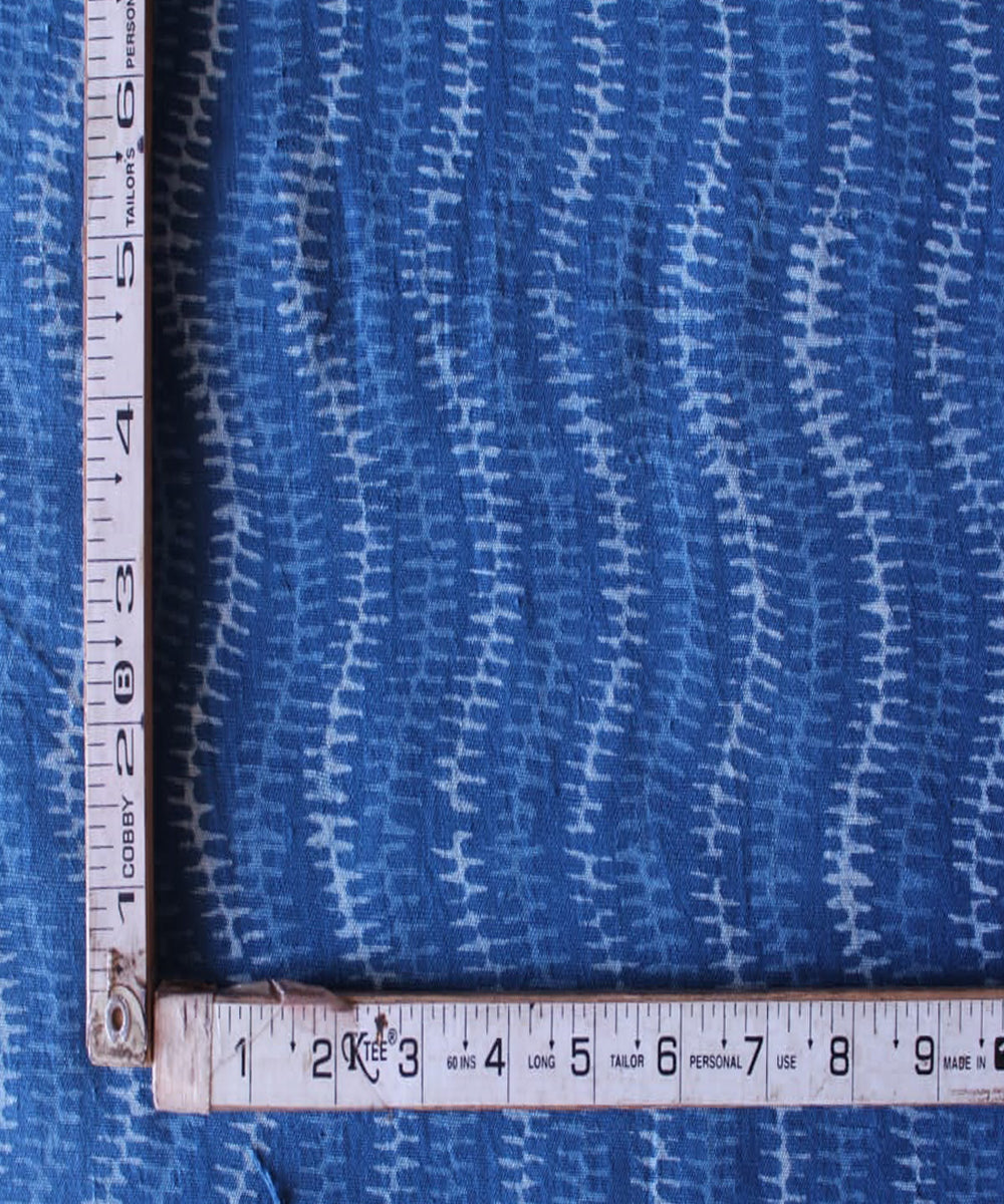 2.5m Blue white hand spun handwoven cotton dabu kurta material