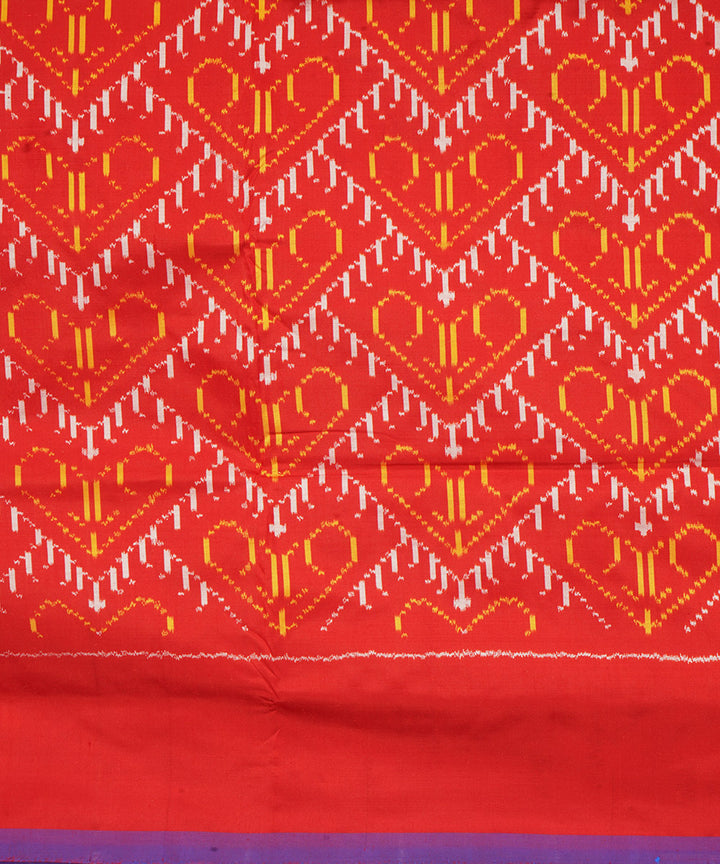 Red offwhite pochampally ikat handloom silk saree