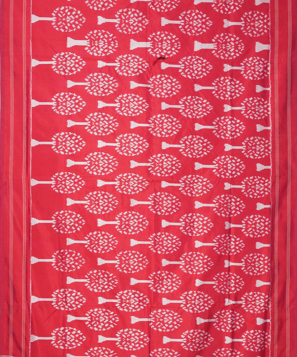 Red offwhite pochampally handloom ikat silk saree