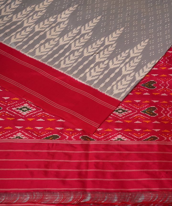 Grey red pochampally ikat handloom silk saree