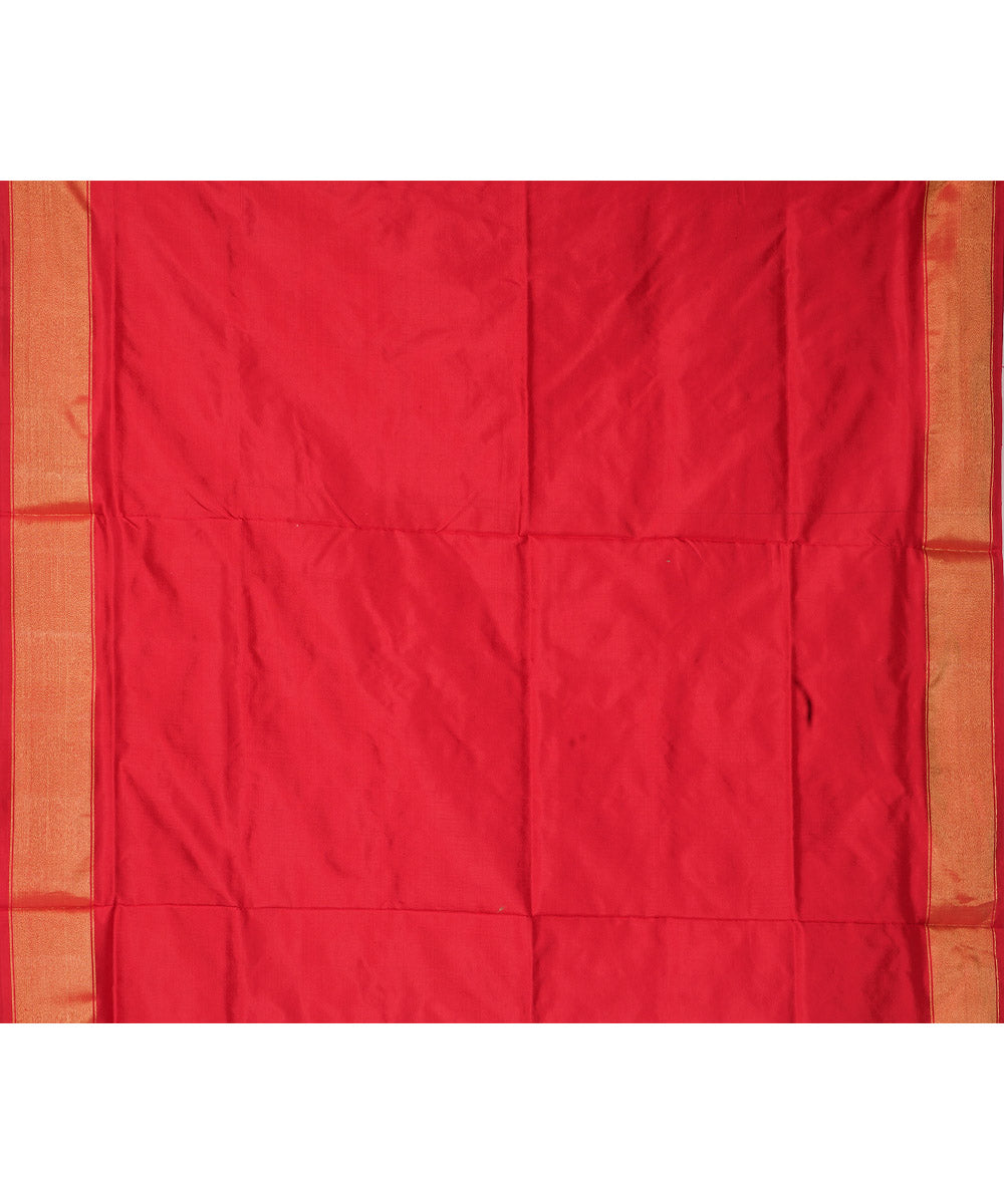 Offwhite red silk pochampally ikat handloom saree