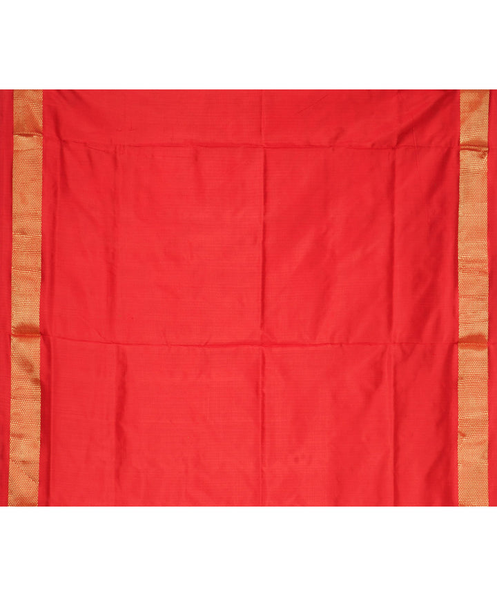 Offwhite red pochampally ikat silk handloom saree