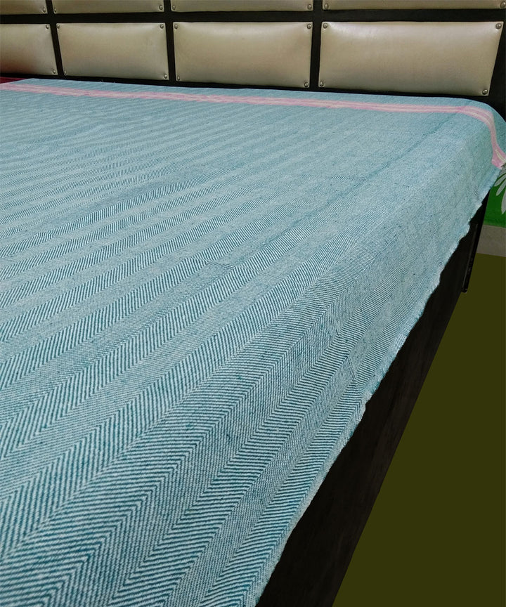 Sky blue off white handwoven cotton cotton AC blanket