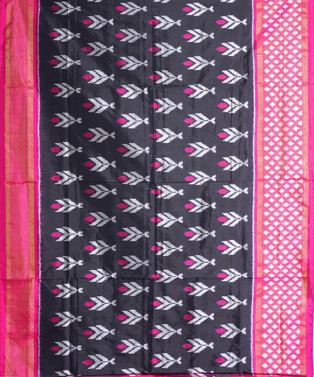 Black pink handwoven pochampally ikat silk saree