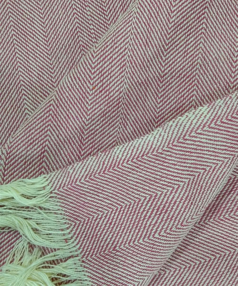 Pink off white handwoven cotton cotton AC blanket