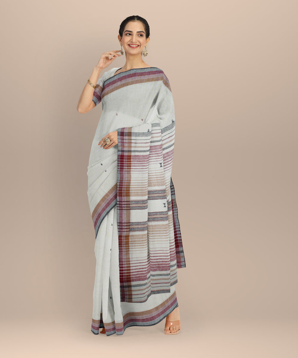 Off white maroon fine cotton handloom bhujodi saree