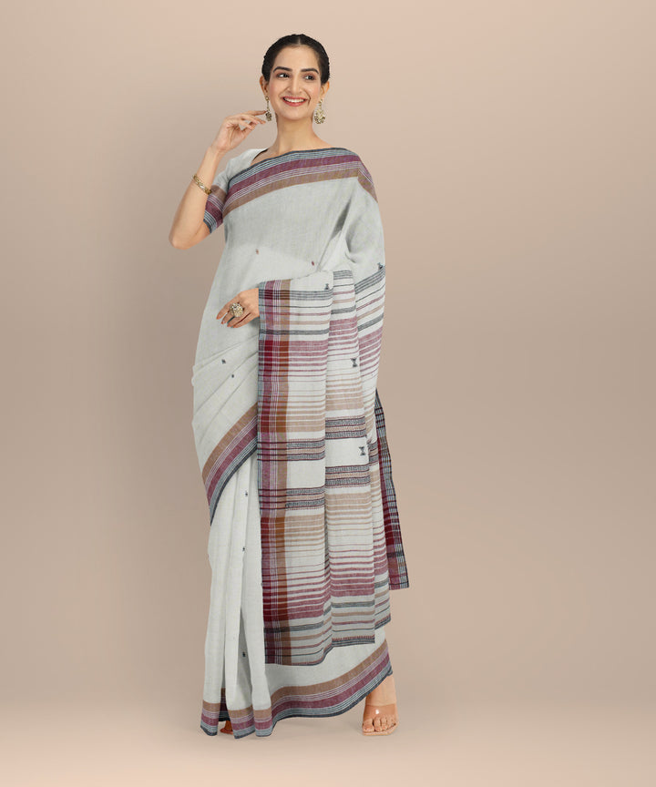Off white maroon fine cotton handloom bhujodi saree