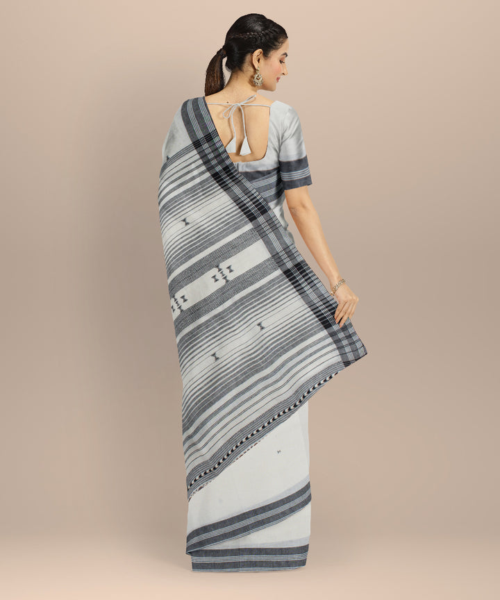 White black fine cotton handloom bhujodi saree