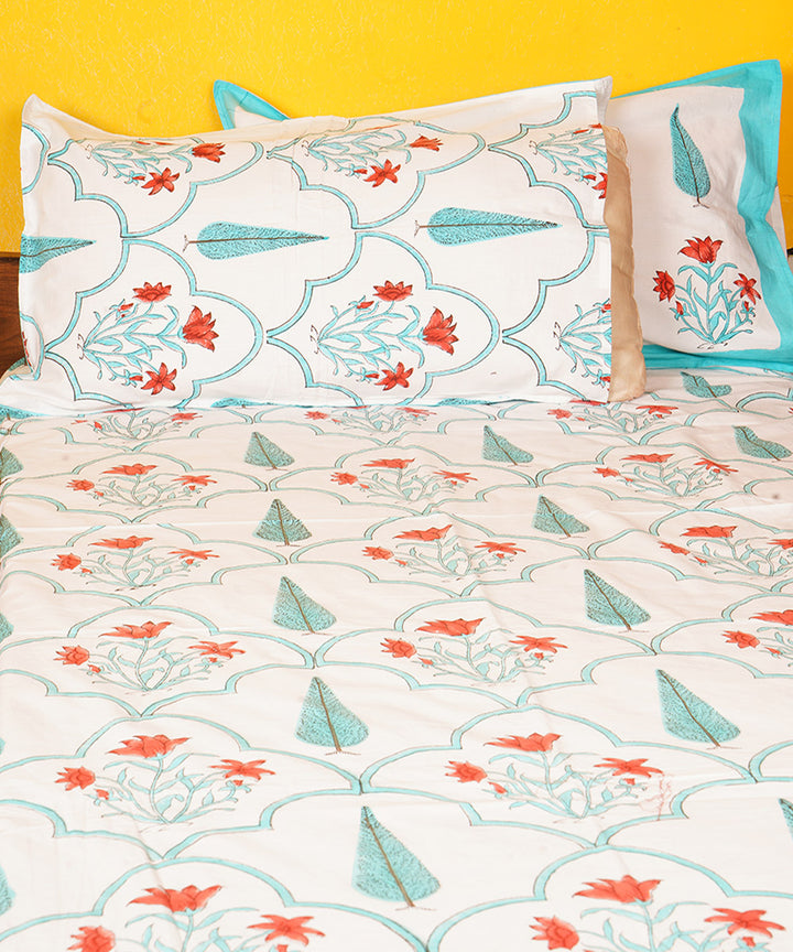 White multicolor cotton hand block printed double bedsheet