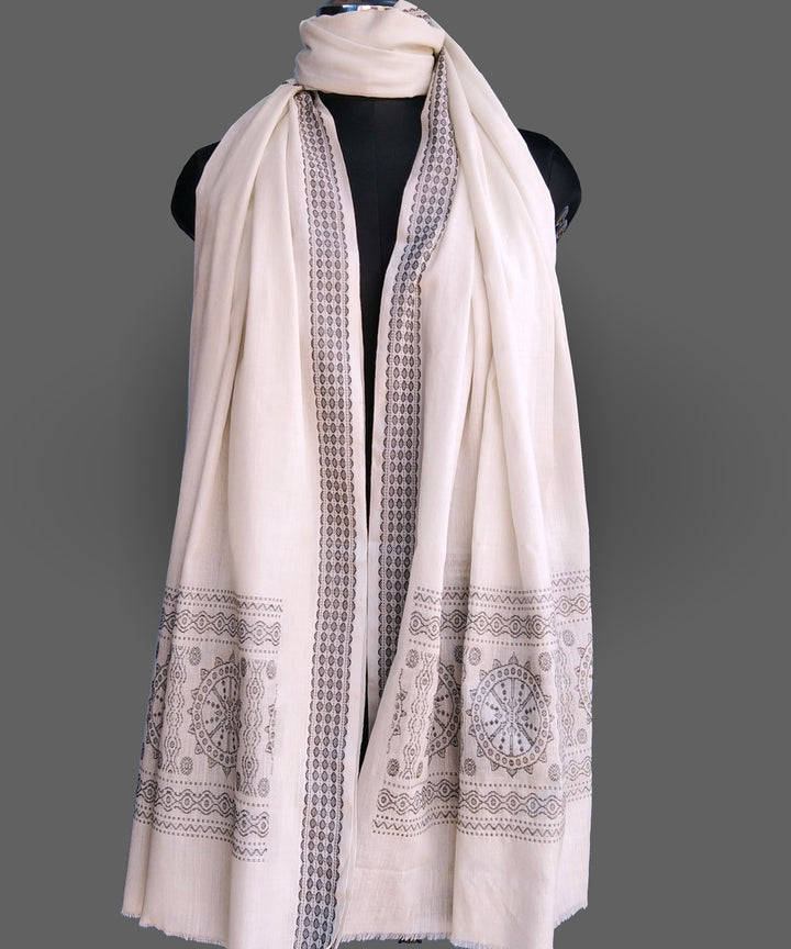 Offwhite handwoven cotton bomkaidupatta